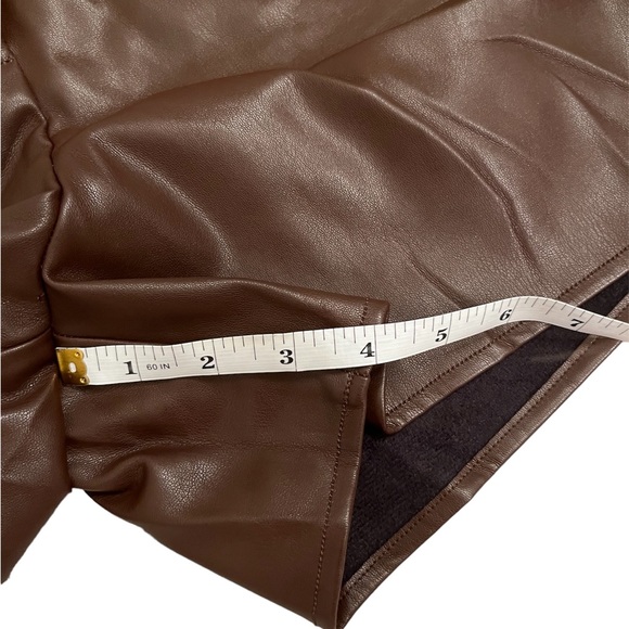 Crescent Chocolate Brown Faux Leather Highrise
Shorts Size M - Picture 5 of 8